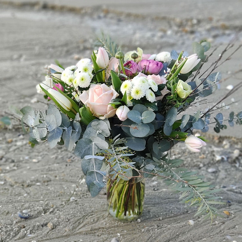 Bouquet de saison30 € Naturel Blanc / Vert