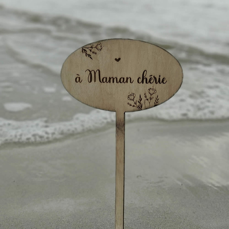 inscription-bois-gravee_ovale-maman.jpg
