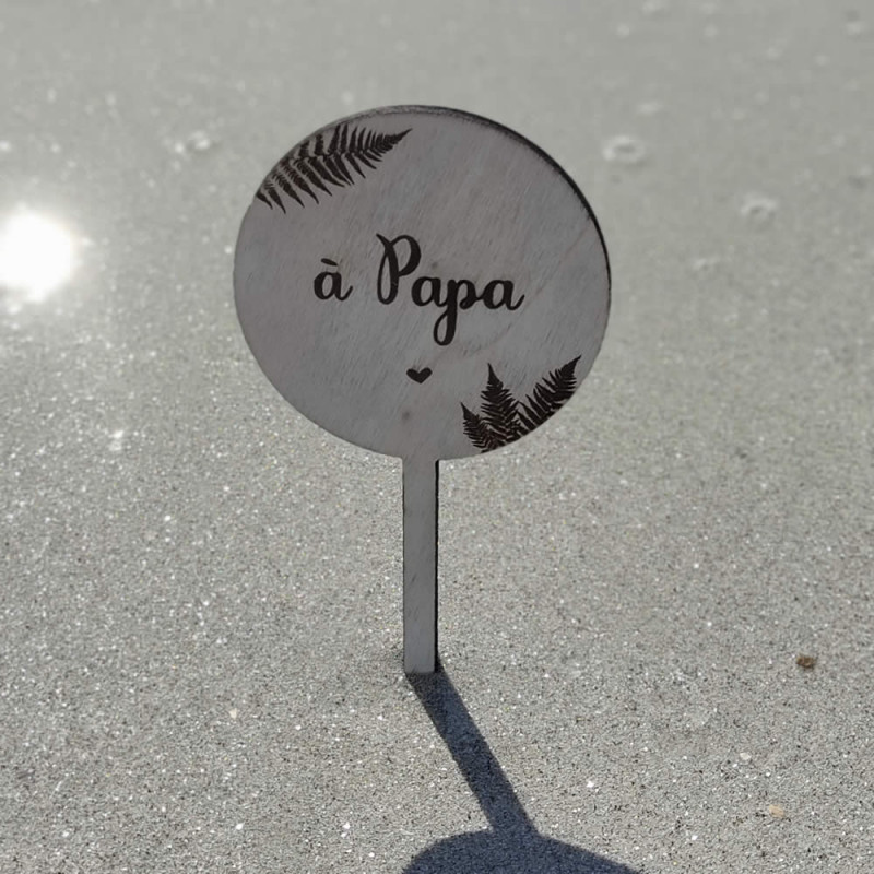 inscription-bois-gravee_ronde_papa.jpg